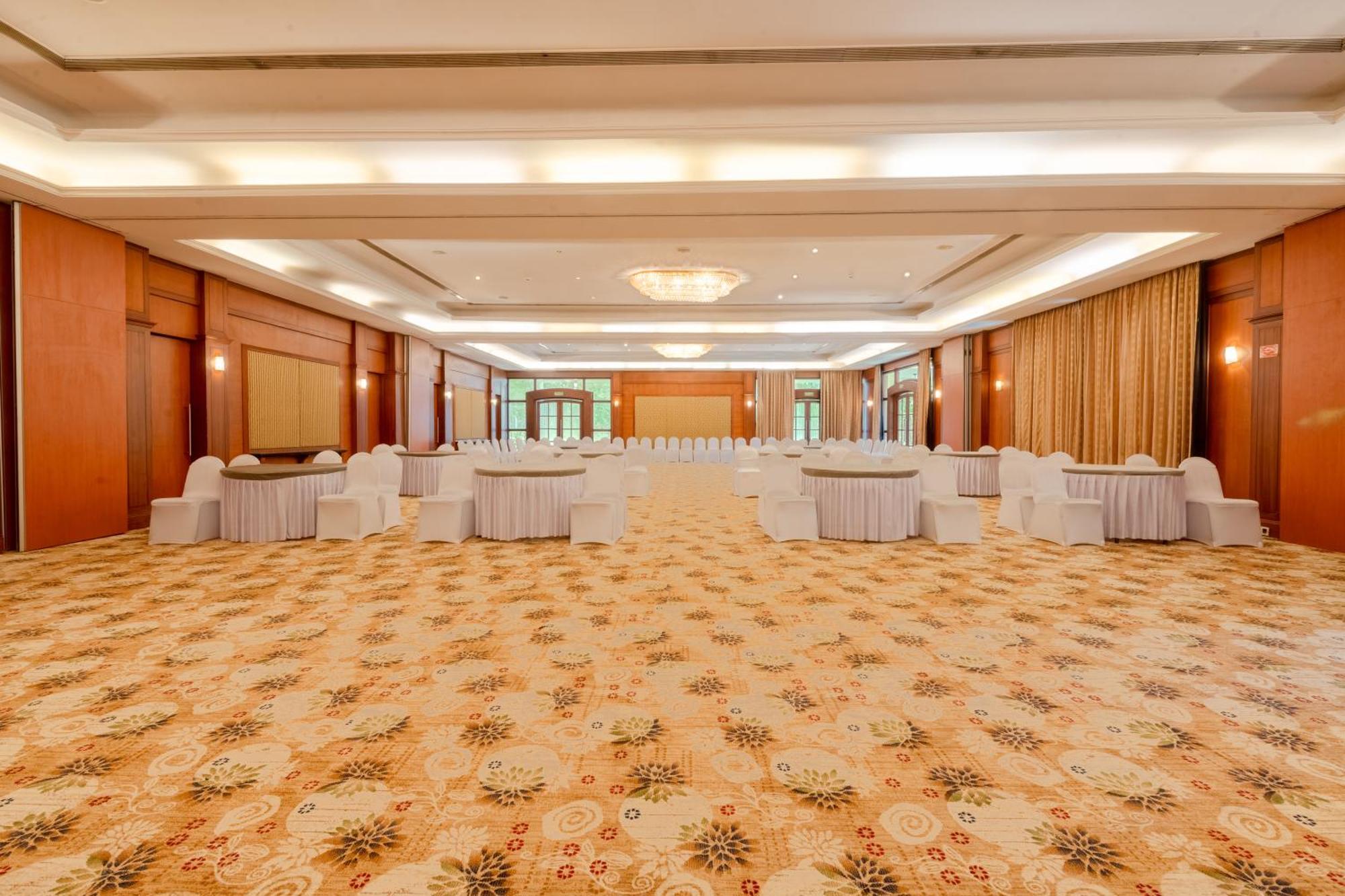 Club Mahindra Golden Landmark, Mysuru Exteriör bild
