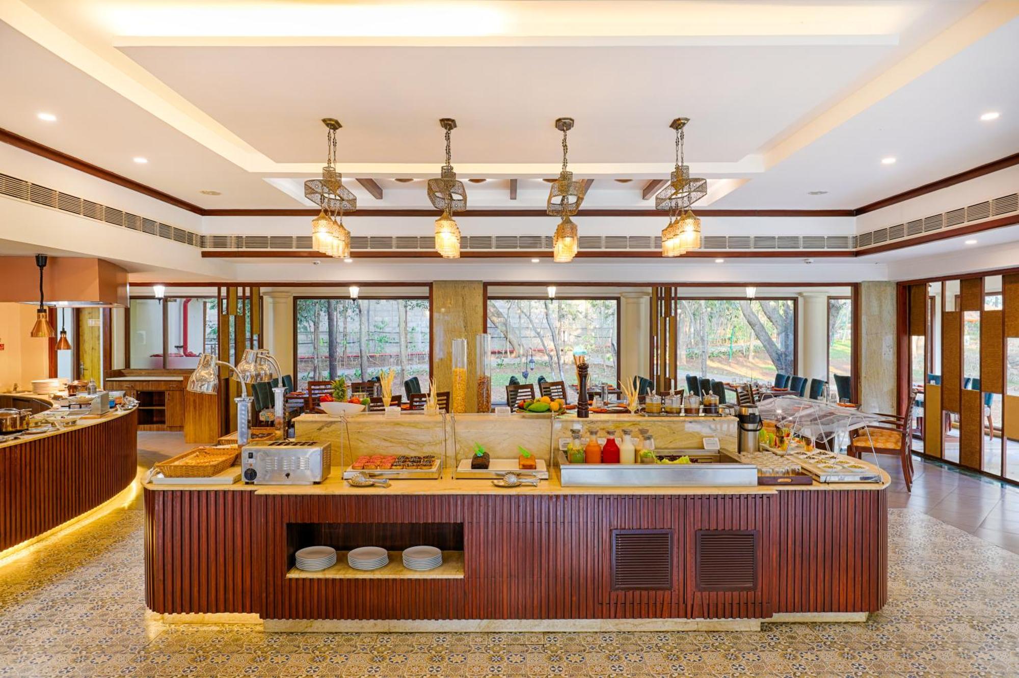 Club Mahindra Golden Landmark, Mysuru Exteriör bild